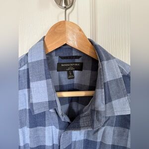 Men Banana Republic Navy and Light Blue Checkered Shirt